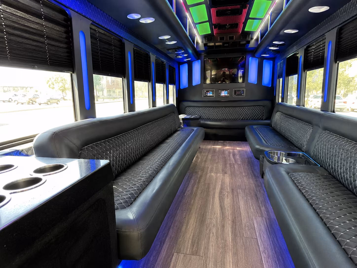 blog rent a bus to white river amphitheatre hero