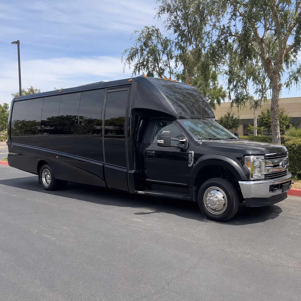 bachelorette party buses for wine tasting in woodinville from kent