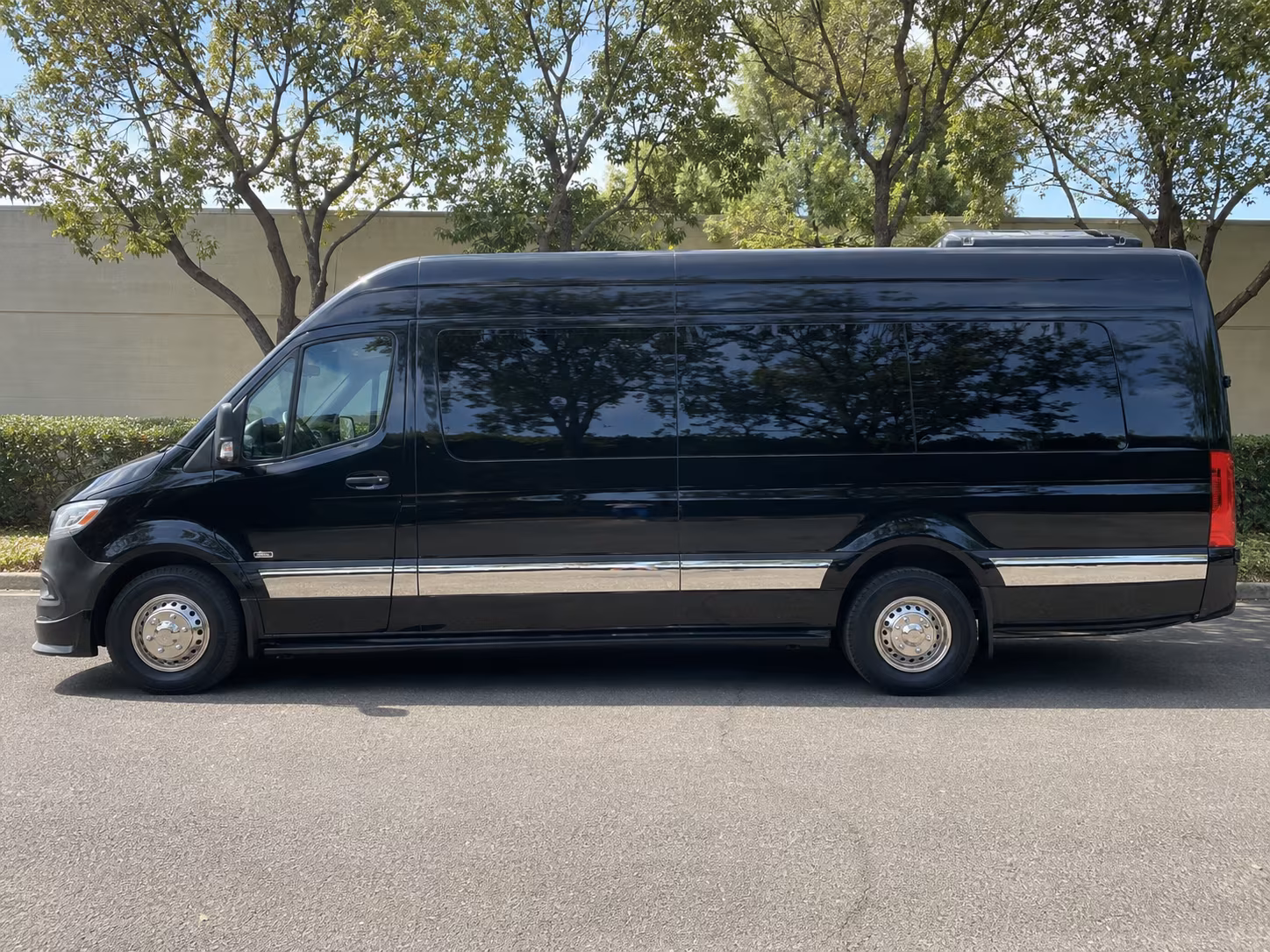 book a bus for your next convention or trade show 4