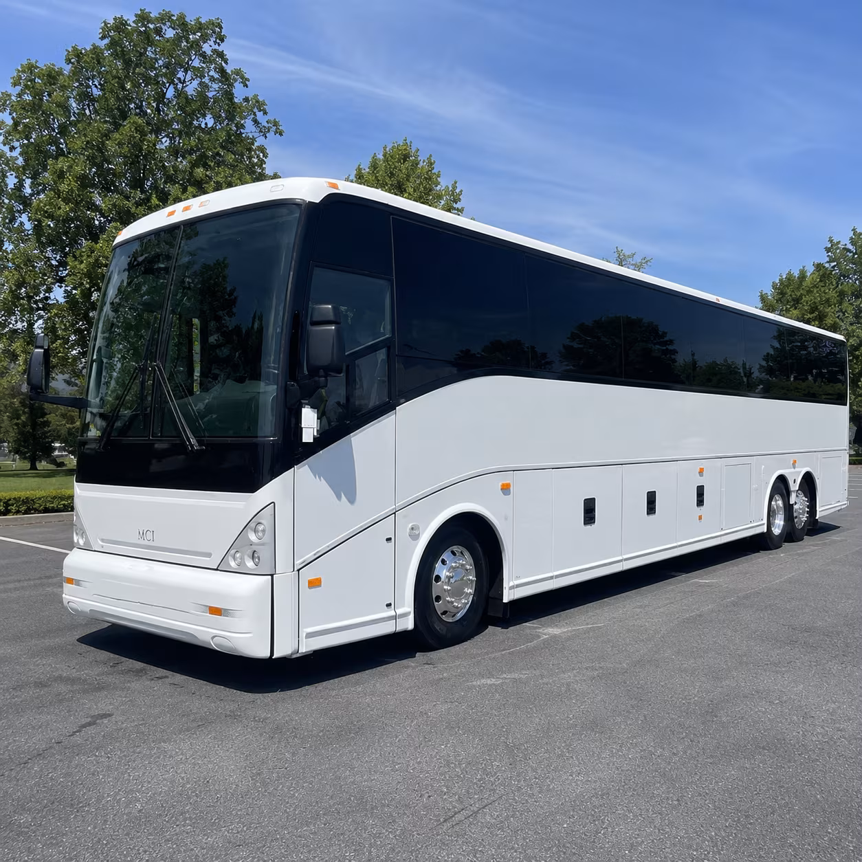 charter buses to white river amphitheatre shows in auburn