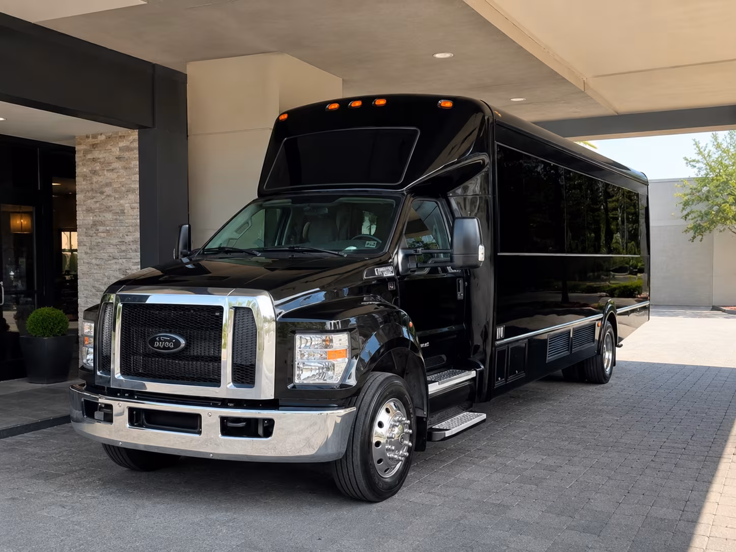 party buses for kent bachelorette bar crawls through seattle s nightlife
